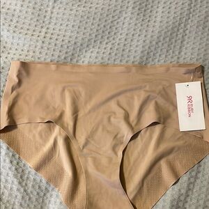 Ruby Ribbon Secind Skin  Seamless Panty